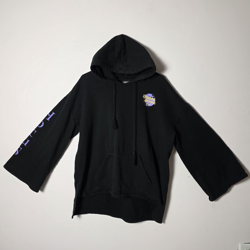 Disney Her Universe Hocus Pocus Oversized Hoodie XXL Haunted House Witch Graphic - Picture 2 of 8